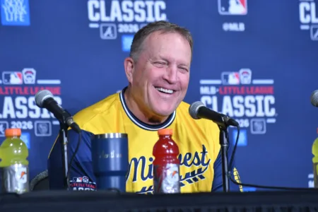 Brewers manager Murphy, Braves manager Weiss glad to partake in MLB Little League Classic